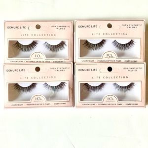 Demure lite eyelashes 4 for $11
